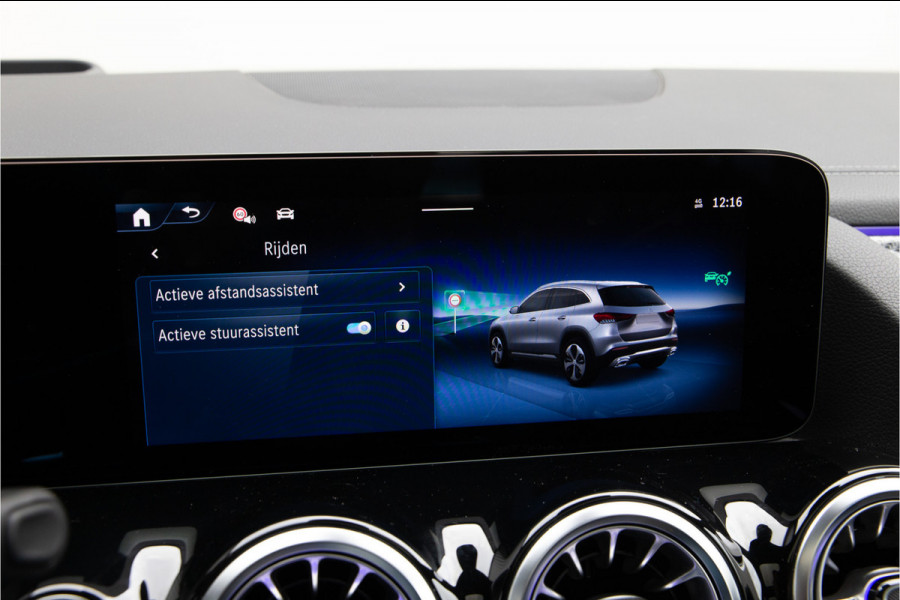 Mercedes-Benz GLA 200 AMG Premium Plus, Pano, Memory, Head-up, Burmester, Leder, Facelift Mercedes-Benz GLA 200 AMG Premium Plus, Pano, Memory, Head-up, Burmester, Leder, Facelift