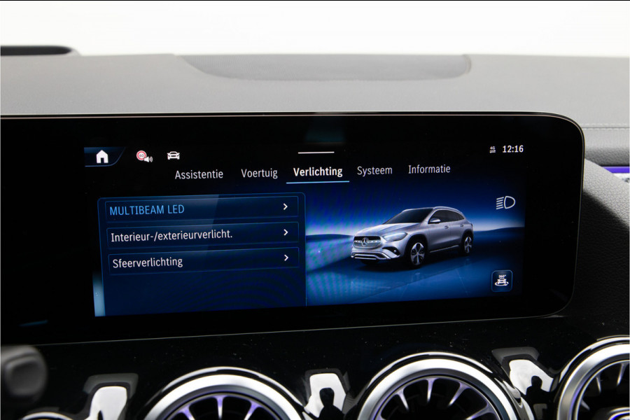 Mercedes-Benz GLA 200 AMG Premium Plus, Pano, Memory, Head-up, Burmester, Leder, Facelift Mercedes-Benz GLA 200 AMG Premium Plus, Pano, Memory, Head-up, Burmester, Leder, Facelift