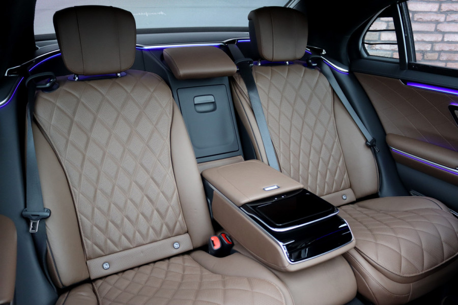 Mercedes-Benz S-Klasse 580 e 4MATIC Lang AMG Line | 'Manufaktur' | Drive Pilot | Achterasbesturing | Burmester High End | Massage | Stoelventilatie | Digital Light | Vlakkenverwarming | MBUX Tablet |