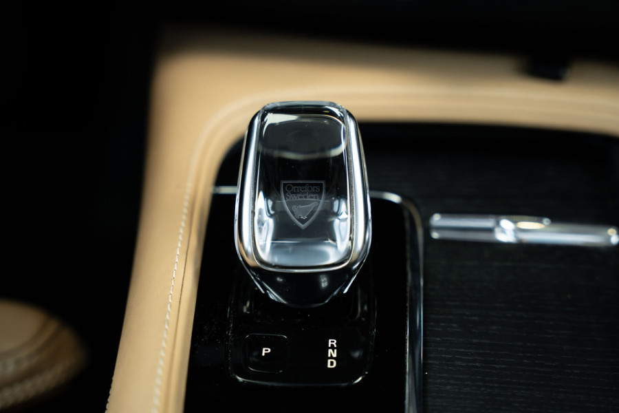 Volvo XC90 2.0 T8 Twin Engine AWD Inscription - Panorama | H&K | Memory | HUD | Keyless