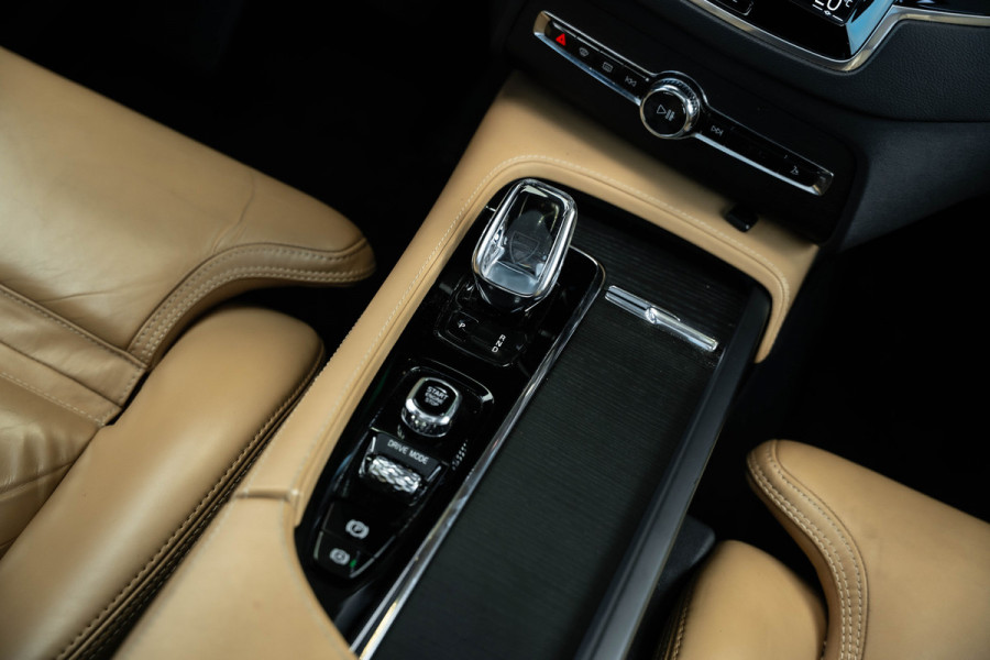 Volvo XC90 2.0 T8 Twin Engine AWD Inscription - Panorama | H&K | Memory | HUD | Keyless