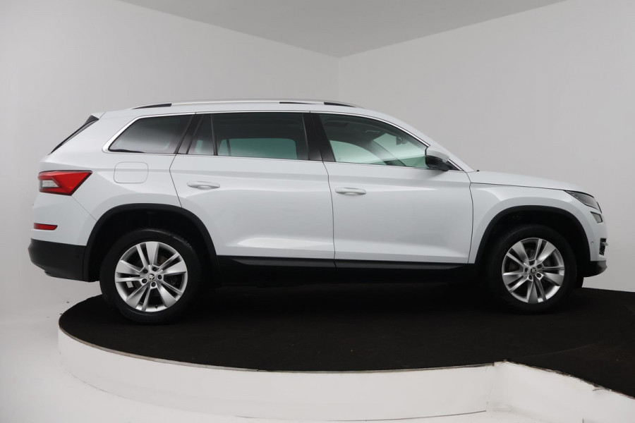 Škoda Kodiaq 1.5 TSI Style Business 7p (PANORAMADAK, STOELVERWARMING, AUTOMAAT, CAMERA, ELEKTR STOELEN, PARKEERSENSOREN)