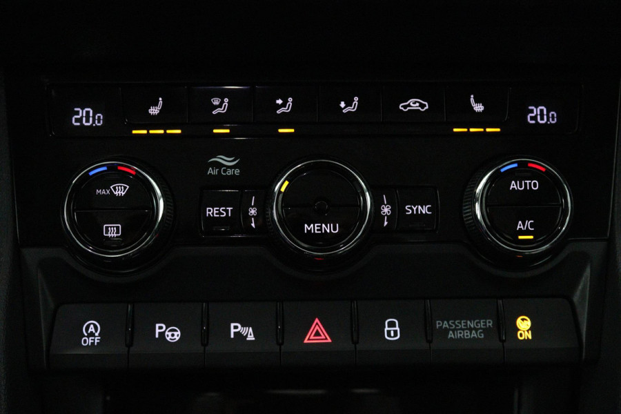 Škoda Kodiaq 1.5 TSI Style Business 7p (PANORAMADAK, STOELVERWARMING, AUTOMAAT, CAMERA, ELEKTR STOELEN, PARKEERSENSOREN)