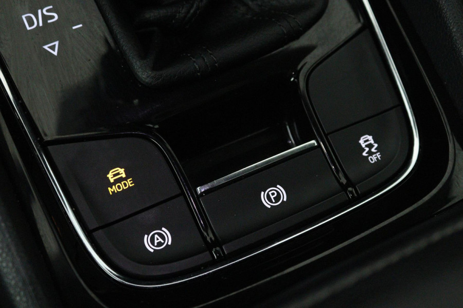 Škoda Kodiaq 1.5 TSI Style Business 7p (PANORAMADAK, STOELVERWARMING, AUTOMAAT, CAMERA, ELEKTR STOELEN, PARKEERSENSOREN)