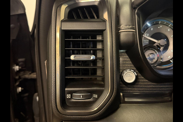 Dodge Ram 1500 5.7 V8 4x4 Crew Cab Limited|PANO|WEINIG KM |INRUIL MOGELIJK