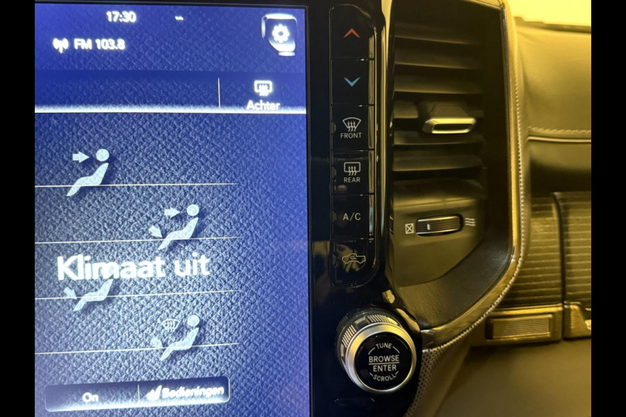 Dodge Ram 1500 5.7 V8 4x4 Crew Cab Limited|PANO|WEINIG KM |INRUIL MOGELIJK