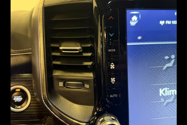 Dodge Ram 1500 5.7 V8 4x4 Crew Cab Limited|PANO|WEINIG KM |INRUIL MOGELIJK