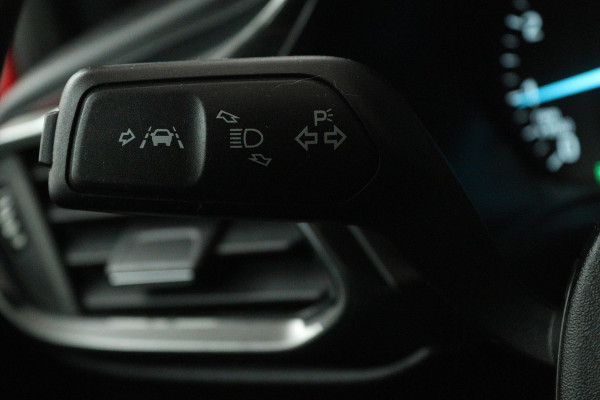 Ford Fiesta 1.0 EcoBoost ST-Line (PARKEERSENSOREN, LANE-ASSIST, NAVIGATIE, CRUISE CONTROL)