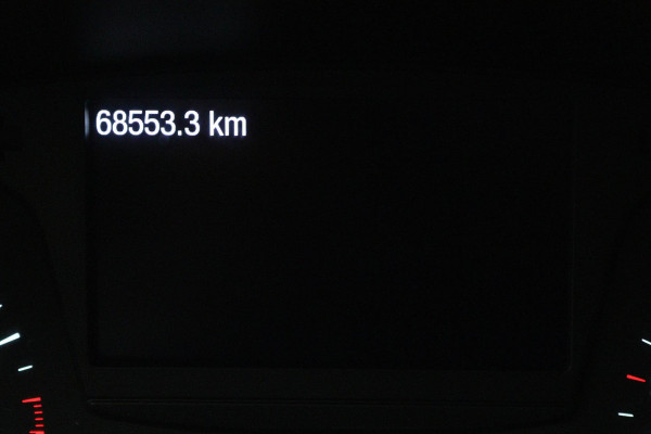 Ford Fiesta 1.0 EcoBoost ST-Line (PARKEERSENSOREN, LANE-ASSIST, NAVIGATIE, CRUISE CONTROL)