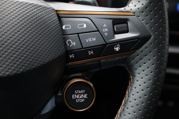 CUPRA Cupra Leon 2.0 TSI VZ 300+PK VIRTUAL/SFEER/PANO/LEER+S.VERWARMING/19"/CAM/ACC/ECC/12 MDN GARANTIE! CUPRA Cupra Leon 2.0 TSI VZ 300+PK VIRTUAL/SFEER/PANO/LEER+S.VERWARMING/19"/CAM/ACC/ECC/12 MDN GARANTIE!
