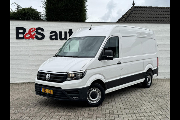 Volkswagen Crafter 30 2.0 TDI L3H3 Highline Carplay DAB Cruise Verwarmde voorruit Trekhaak Lat om Lat