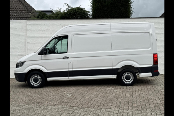 Volkswagen Crafter 30 2.0 TDI L3H3 Highline Carplay DAB Cruise Verwarmde voorruit Trekhaak Lat om Lat