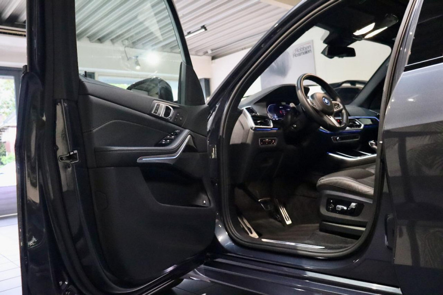 BMW X5 xDrive45e High Ex M Sport|PANO|4wSturing|VOL BMW X5 xDrive45e High Ex M Sport|PANO|4wSturing|VOL