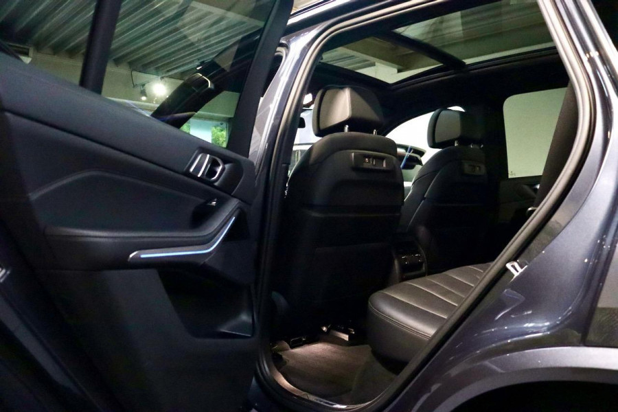 BMW X5 xDrive45e High Ex M Sport|PANO|4wSturing|VOL BMW X5 xDrive45e High Ex M Sport|PANO|4wSturing|VOL