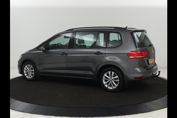 Volkswagen Touran 1.2 TSI Comfortline 7-persoons | Trekhaak | Carplay | Climate control | Cruise control | Bluetooth