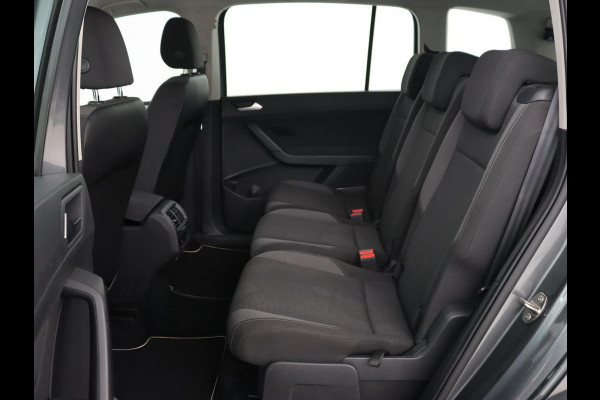 Volkswagen Touran 1.2 TSI Comfortline 7-persoons | Trekhaak | Carplay | Climate control | Cruise control | Bluetooth