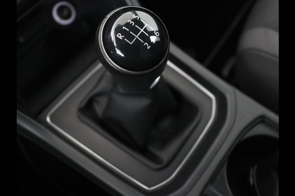 Volkswagen Touran 1.2 TSI Comfortline 7-persoons | Trekhaak | Carplay | Climate control | Cruise control | Bluetooth