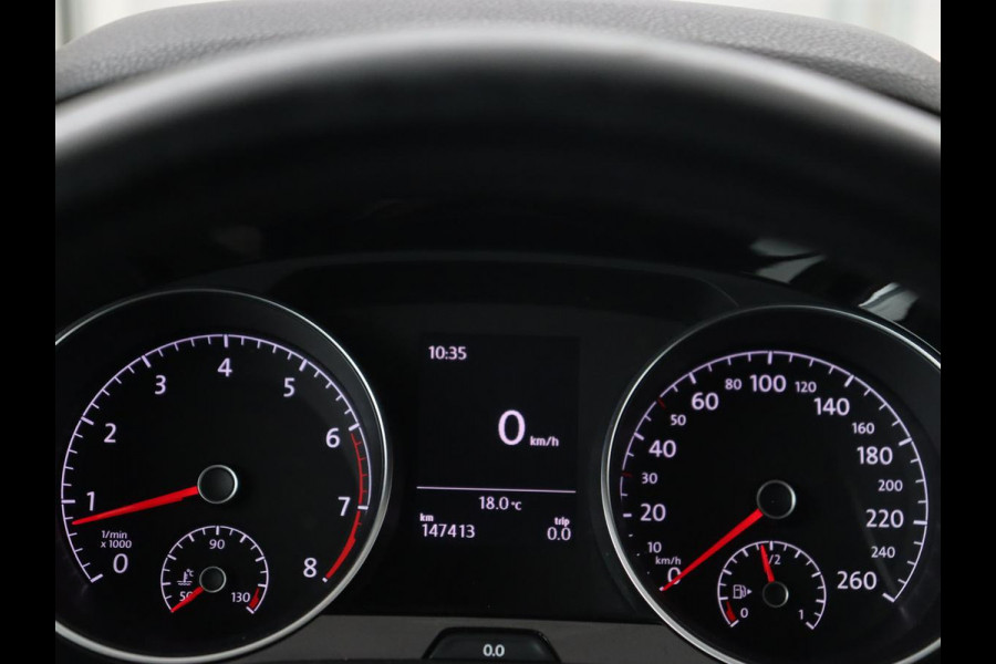 Volkswagen Touran 1.2 TSI Comfortline 7-persoons | Trekhaak | Carplay | Climate control | Cruise control | Bluetooth