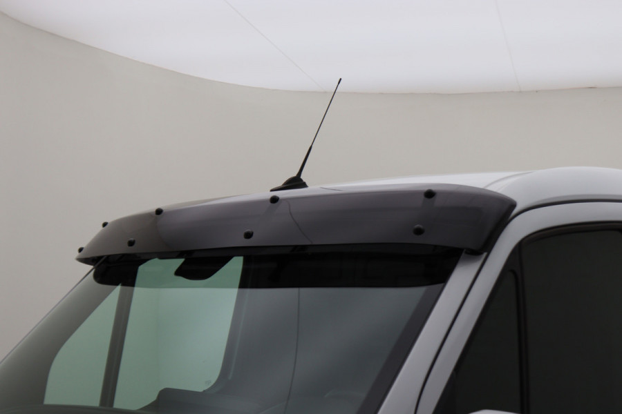 Mercedes-Benz Sprinter 317 CDI Aut. L2H1 3-Zits, Leer, Camera, Standkachel, Apple Carplay, Trekhaak, DAB, Cruise, 18"