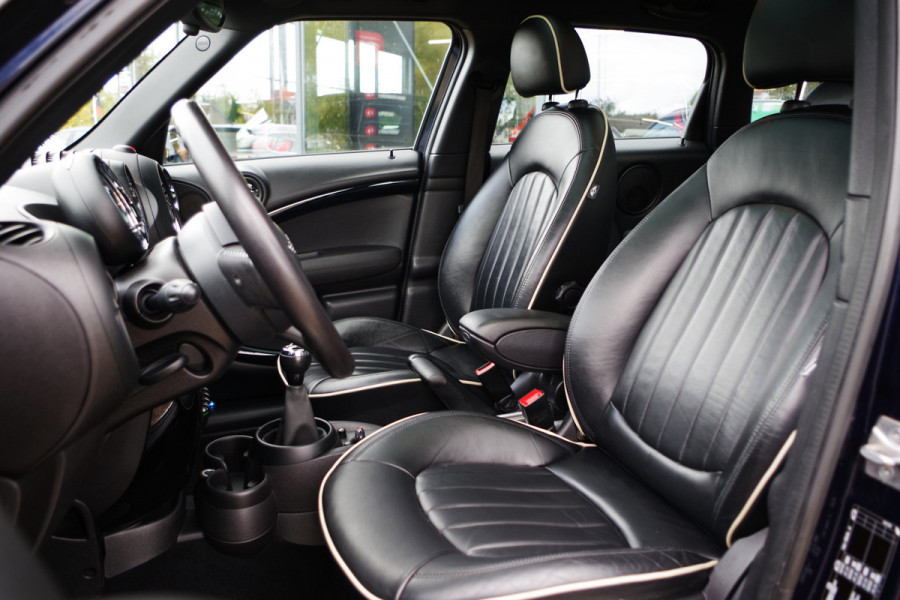 MINI Countryman 1.6 Cooper Pepper, Schuif-Kanteldak, Stoelverwarming, Leder MINI Countryman 1.6 Cooper Pepper, Schuif-Kanteldak, Stoelverwarming, Leder