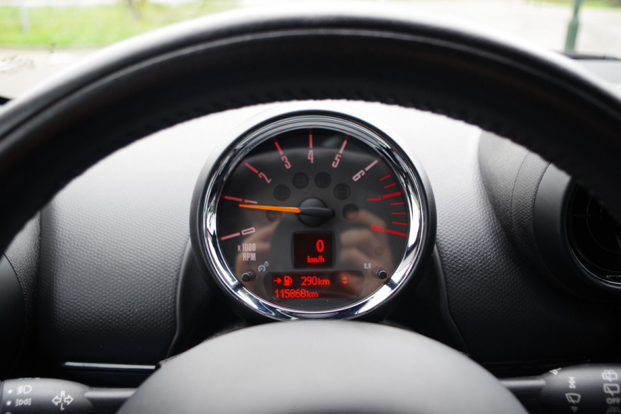 MINI Countryman 1.6 Cooper Pepper, Schuif-Kanteldak, Stoelverwarming, Leder MINI Countryman 1.6 Cooper Pepper, Schuif-Kanteldak, Stoelverwarming, Leder