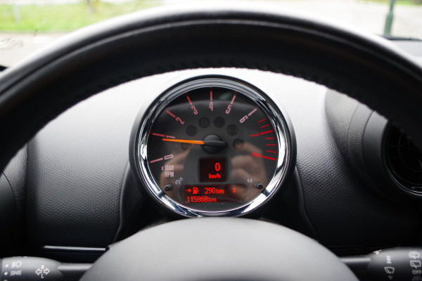 MINI Countryman 1.6 Cooper Pepper, Schuif-Kanteldak, Stoelverwarming, Leder MINI Countryman 1.6 Cooper Pepper, Schuif-Kanteldak, Stoelverwarming, Leder