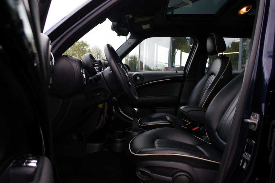 MINI Countryman 1.6 Cooper Pepper, Schuif-Kanteldak, Stoelverwarming, Leder MINI Countryman 1.6 Cooper Pepper, Schuif-Kanteldak, Stoelverwarming, Leder