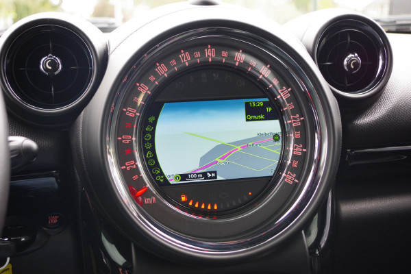 MINI Countryman 1.6 Cooper Pepper, Schuif-Kanteldak, Stoelverwarming, Leder MINI Countryman 1.6 Cooper Pepper, Schuif-Kanteldak, Stoelverwarming, Leder
