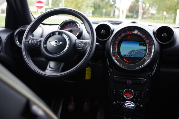 MINI Countryman 1.6 Cooper Pepper, Schuif-Kanteldak, Stoelverwarming, Leder MINI Countryman 1.6 Cooper Pepper, Schuif-Kanteldak, Stoelverwarming, Leder