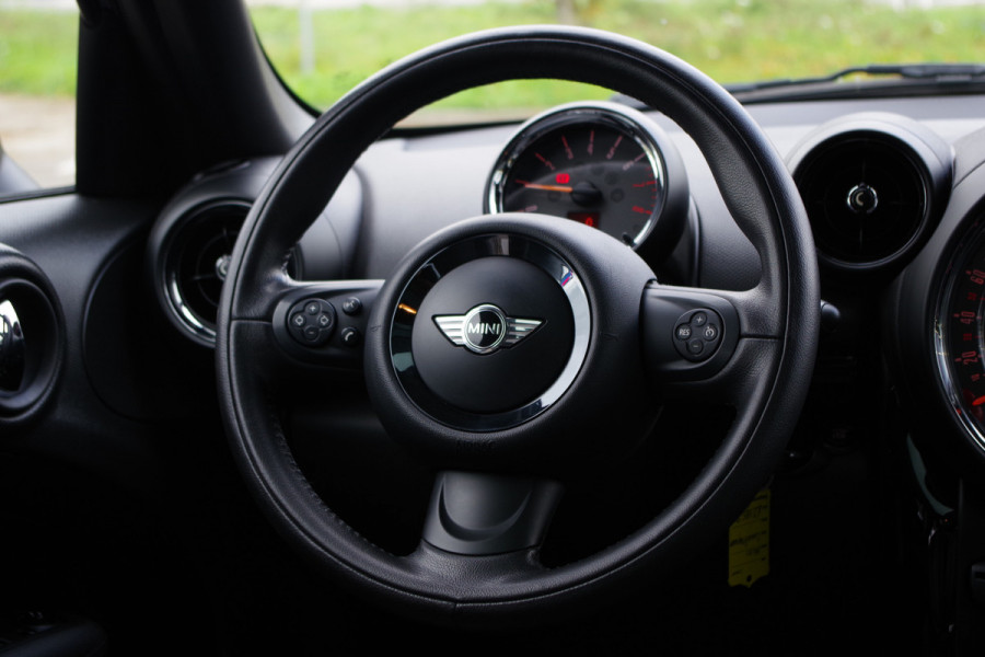 MINI Countryman 1.6 Cooper Pepper, Schuif-Kanteldak, Stoelverwarming, Leder MINI Countryman 1.6 Cooper Pepper, Schuif-Kanteldak, Stoelverwarming, Leder