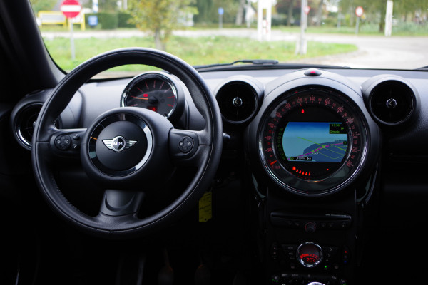 MINI Countryman 1.6 Cooper Pepper, Schuif-Kanteldak, Stoelverwarming, Leder MINI Countryman 1.6 Cooper Pepper, Schuif-Kanteldak, Stoelverwarming, Leder