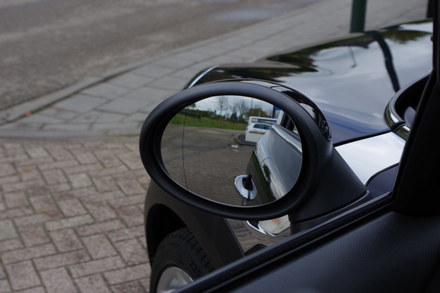 MINI Countryman 1.6 Cooper Pepper, Schuif-Kanteldak, Stoelverwarming, Leder MINI Countryman 1.6 Cooper Pepper, Schuif-Kanteldak, Stoelverwarming, Leder