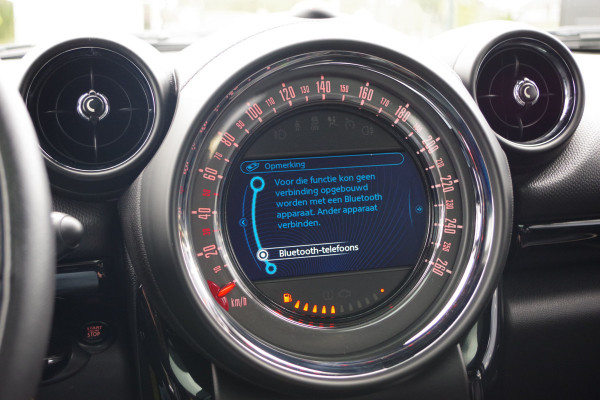 MINI Countryman 1.6 Cooper Pepper, Schuif-Kanteldak, Stoelverwarming, Leder MINI Countryman 1.6 Cooper Pepper, Schuif-Kanteldak, Stoelverwarming, Leder