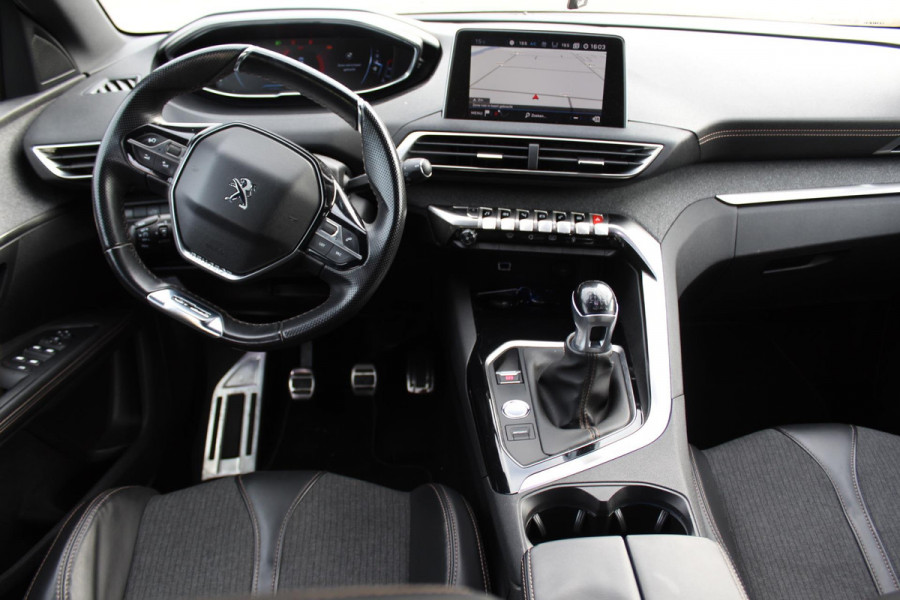 Peugeot 5008 1.2 PureTech GT-Line 7 persoons pano multimedia camera Peugeot 5008 1.2 PureTech GT-Line 7 persoons pano multimedia camera