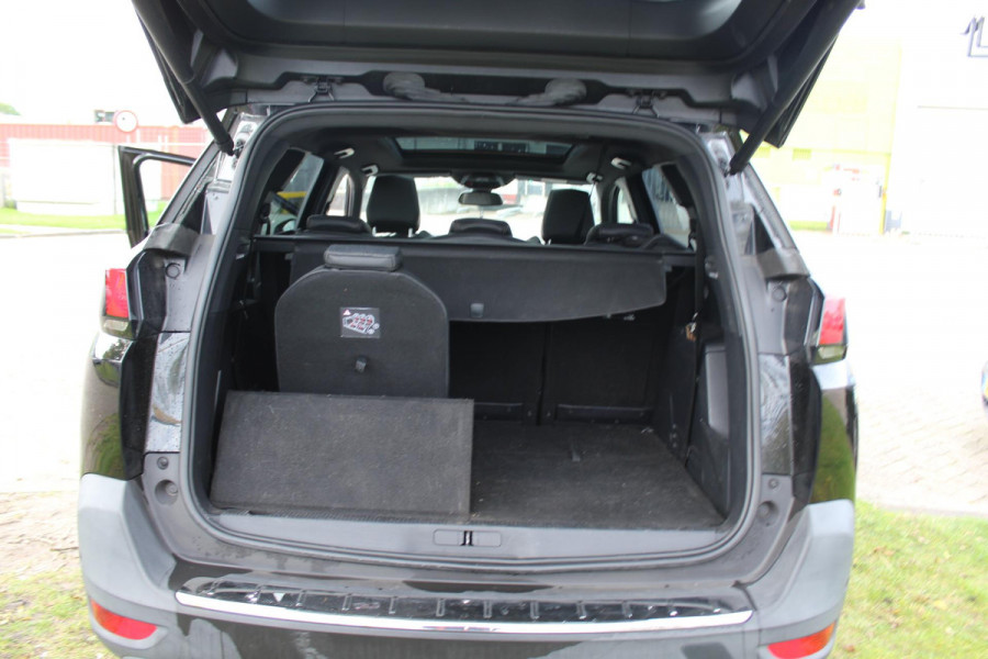 Peugeot 5008 1.2 PureTech GT-Line 7 persoons pano multimedia camera Peugeot 5008 1.2 PureTech GT-Line 7 persoons pano multimedia camera