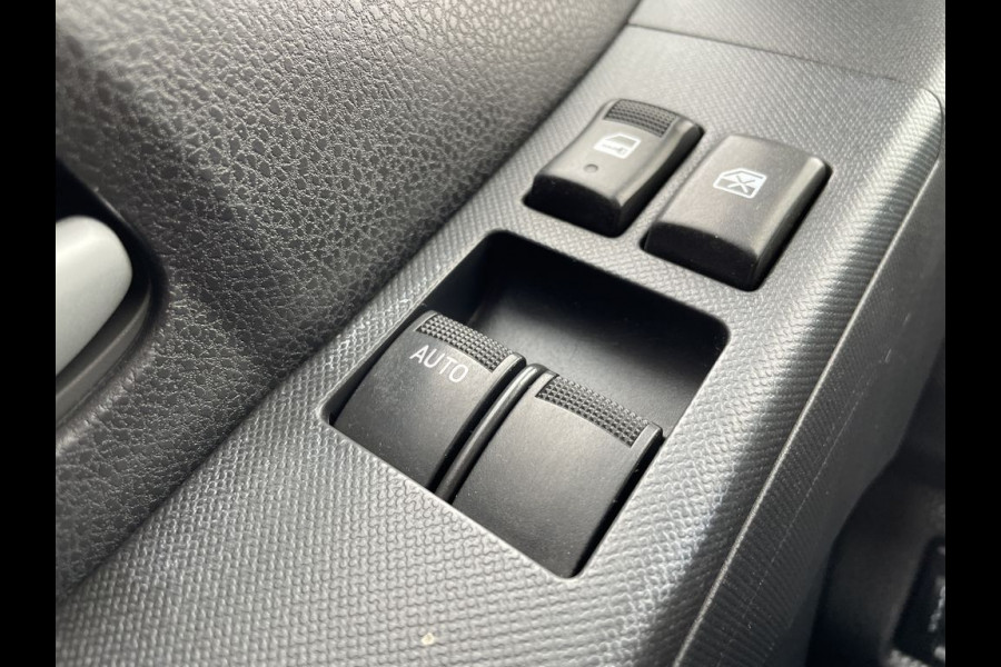 Isuzu D-max 2.5 TD Extended 164pk Cab LS 4WD BPM Vrij! Lease €299 p/m, Trekhaak, Airco, Leder, Cruise controle. Isuzu D-max 2.5 TD Extended 164pk Cab LS 4WD BPM Vrij! Lease €299 p/m, Trekhaak, Airco, Leder, Cruise controle.