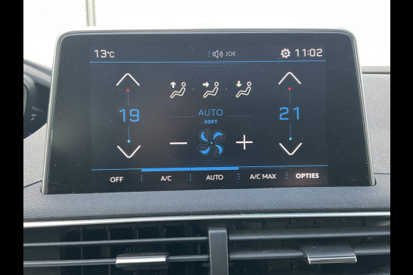 Peugeot 3008 1.2 PureTech Allure Trekhaak Cruise PDC Carplay Digitaal Clima Hoogzitter!