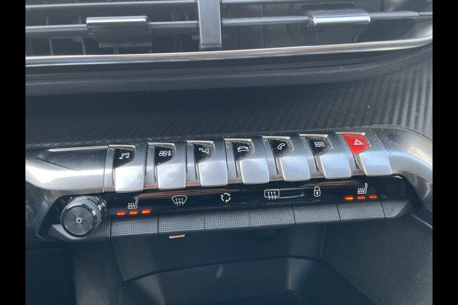 Peugeot 3008 1.2 PureTech Allure Trekhaak Cruise PDC Carplay Digitaal Clima Hoogzitter!