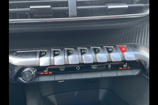 Peugeot 3008 1.2 PureTech Allure Trekhaak Cruise PDC Carplay Digitaal Clima Hoogzitter!