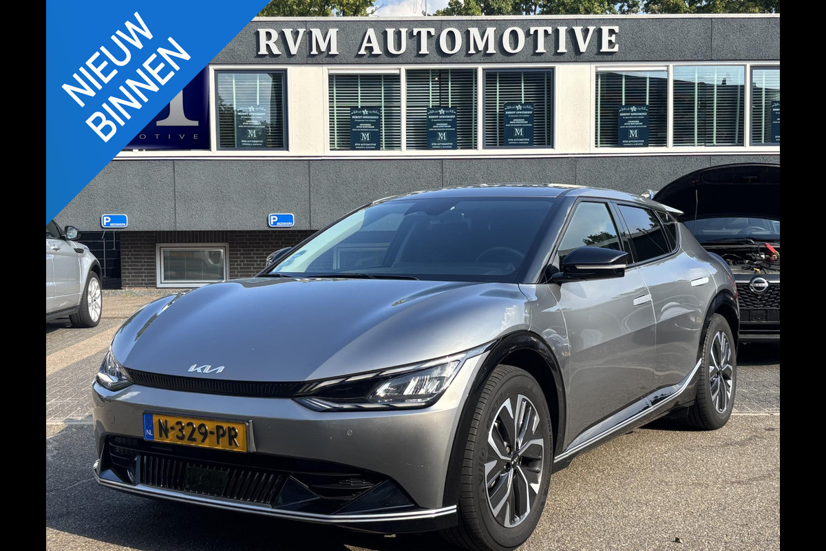 Kia Ev6 Plus 77.4 kWh SOH 100% 1e eigenaar | Stoel-/stuurverwarming | Stoelventilatie | Elektr. Achterklep | Mem. Stoel | Dodehoek | Rijklaar met 12 mnd BOVAG-garantie Kia Ev6 Plus 77.4 kWh SOH 100% 1e eigenaar | Stoel-/stuurverwarming | Stoelventilatie | Elektr. Achterklep | Mem. Stoel | Dodehoek | Rijklaar met 12 mnd BOVAG-garantie