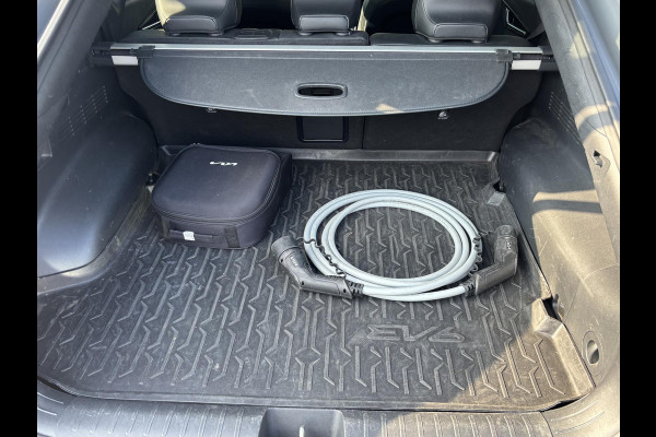 Kia Ev6 Plus 77.4 kWh SOH 100% 1e eigenaar | Stoel-/stuurverwarming | Stoelventilatie | Elektr. Achterklep | Mem. Stoel | Dodehoek | Rijklaar met 12 mnd BOVAG-garantie