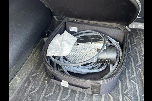 Kia Ev6 Plus 77.4 kWh SOH 100% 1e eigenaar | Stoel-/stuurverwarming | Stoelventilatie | Elektr. Achterklep | Mem. Stoel | Dodehoek | Rijklaar met 12 mnd BOVAG-garantie