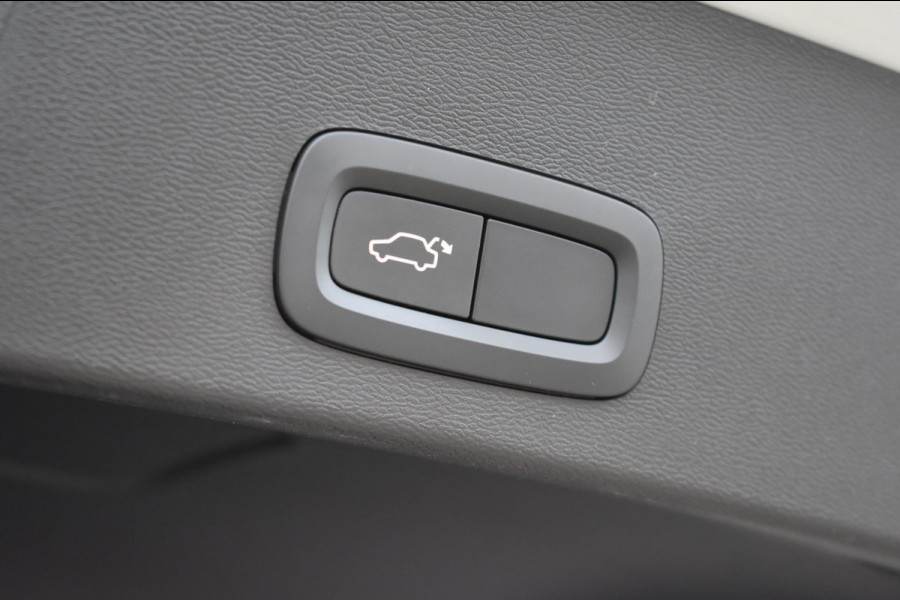 Volvo XC40 1.5 T3 Momentum Pro | PANO | CAMERA | APPLE CARPLAY | ANDROID AUTO | ACC | NAP Volvo XC40 1.5 T3 Momentum Pro | PANO | CAMERA | APPLE CARPLAY | ANDROID AUTO | ACC | NAP