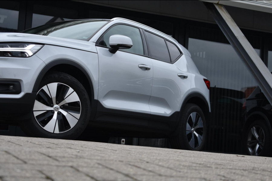 Volvo XC40 1.5 T3 Momentum Pro | PANO | CAMERA | APPLE CARPLAY | ANDROID AUTO | ACC | NAP Volvo XC40 1.5 T3 Momentum Pro | PANO | CAMERA | APPLE CARPLAY | ANDROID AUTO | ACC | NAP