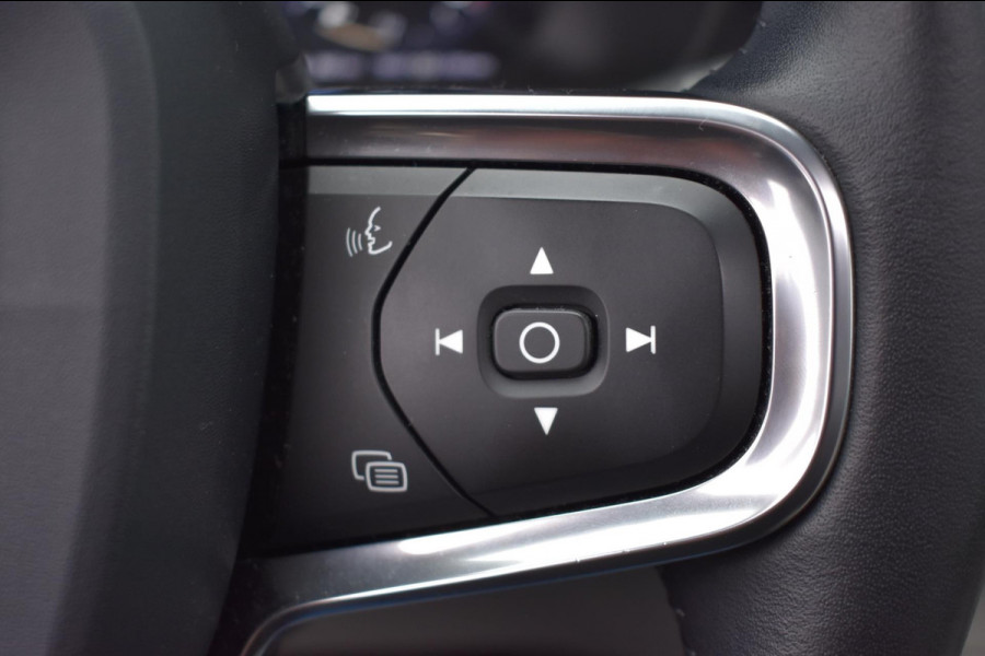 Volvo XC40 1.5 T3 Momentum Pro | PANO | CAMERA | APPLE CARPLAY | ANDROID AUTO | ACC | NAP Volvo XC40 1.5 T3 Momentum Pro | PANO | CAMERA | APPLE CARPLAY | ANDROID AUTO | ACC | NAP