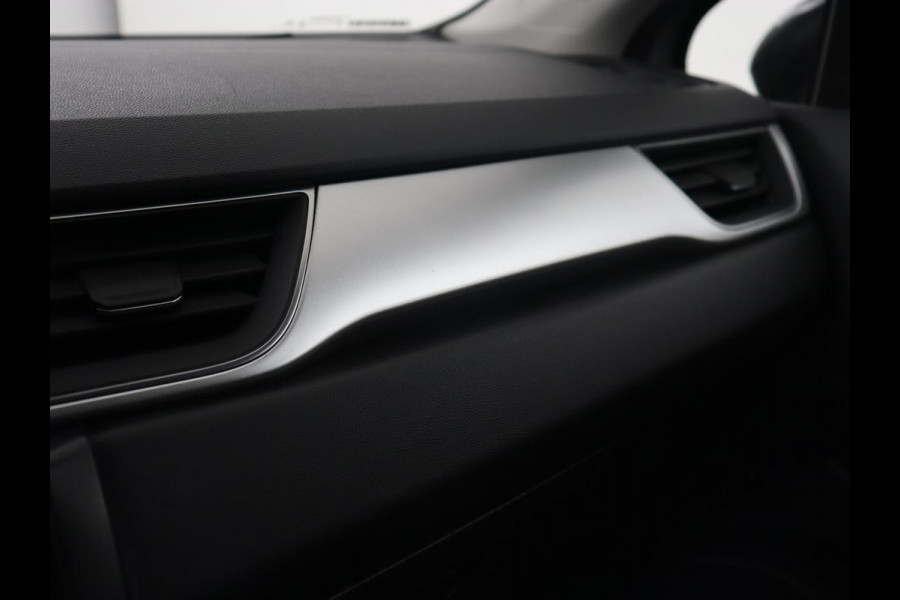 Renault Captur 1.3 TCe Intens | Automaat | Half Leder | 360 Camera | Cruise Control | Climate Control | Bleutooth