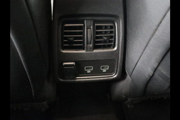 Renault Captur 1.3 TCe Intens | Automaat | Half Leder | 360 Camera | Cruise Control | Climate Control | Bleutooth