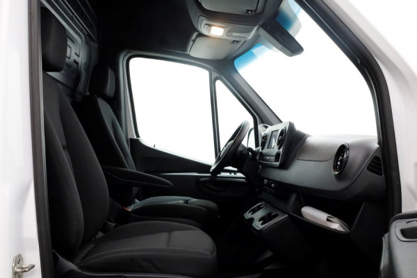 Mercedes-Benz Sprinter 311 CDI 115pk RWD 7G Automaat L2H2 Airco/CarPlay/Inrichting 06-2020 Mercedes-Benz Sprinter 311 CDI 115pk RWD 7G Automaat L2H2 Airco/CarPlay/Inrichting 06-2020