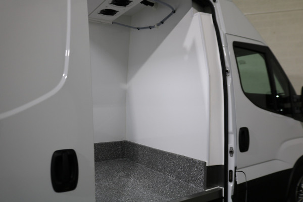 Iveco Daily 35S18 L4 H3 Hi-Matic Automaat Koelwagen Vrieswagen