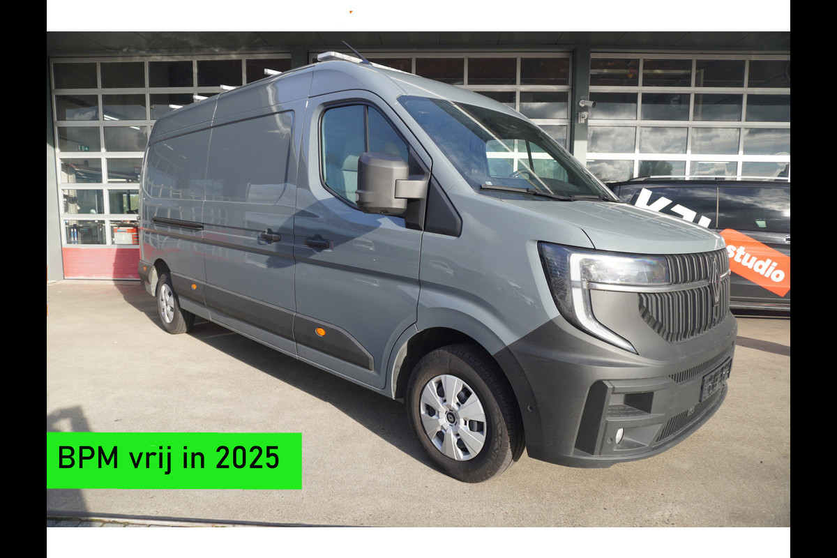 Renault Master T35 2.0 dCi 170PK L3H2 Extra Laadruimte inrichting Airco | Cruise | Camera | Navi | Oprijschans | Flitsbalk Renault Master T35 2.0 dCi 170PK L3H2 Extra Laadruimte inrichting Airco | Cruise | Camera | Navi | Oprijschans | Flitsbalk